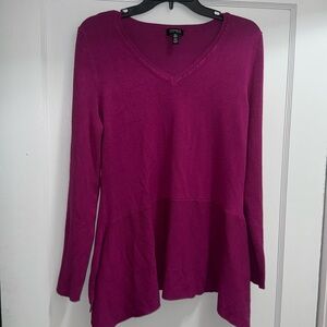 Fuchsia Jones  New York’s Size Medium Top